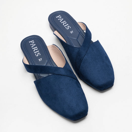 Ladies Criss-Cross Suede Half Court Shoe