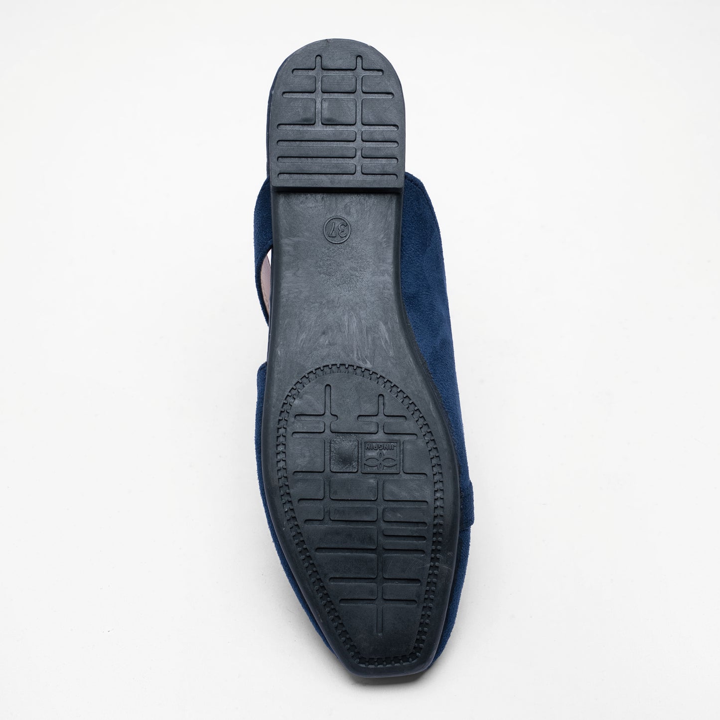 Ladies Criss-Cross Suede Half Court Shoe