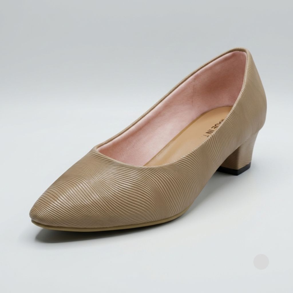 Women's Box Heel Formal Coat Shoe